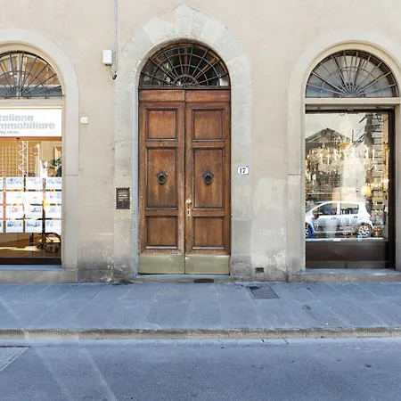 Maggio Apartment *